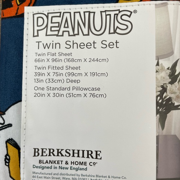SOLD - Peanuts Snoopy Twin Sheet Set 3 Pc TWIN Halloween Woodstock Moon Blue NEW - Picture 2 of 5